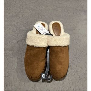 Time and Tru Tan and Cream Memory Foam Clog Slip On Women’s 10 New